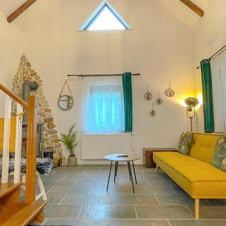 Vilux With Indoor Private Parking Apartment Brasov Luaran gambar