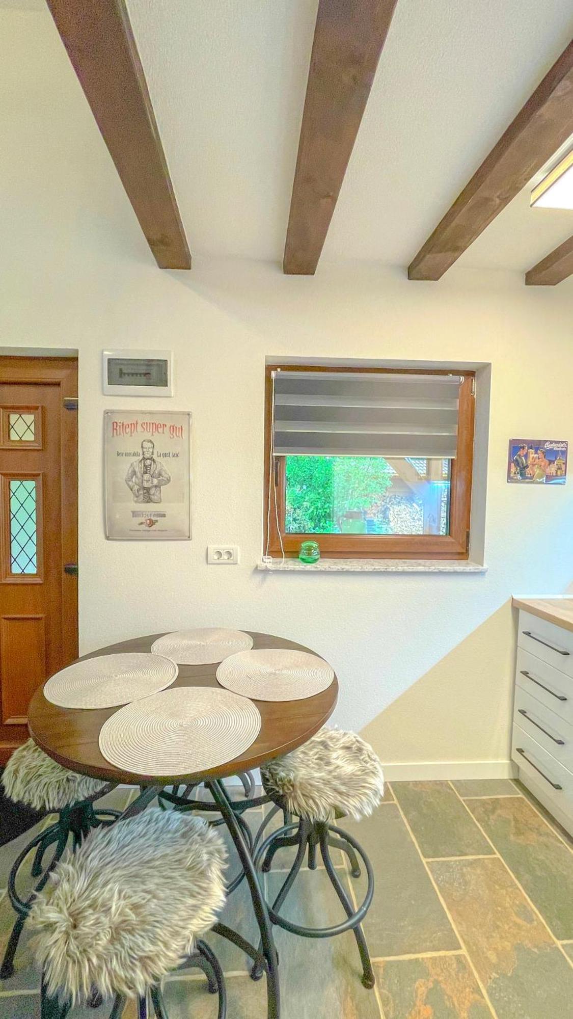 Vilux With Indoor Private Parking Apartment Brasov Luaran gambar