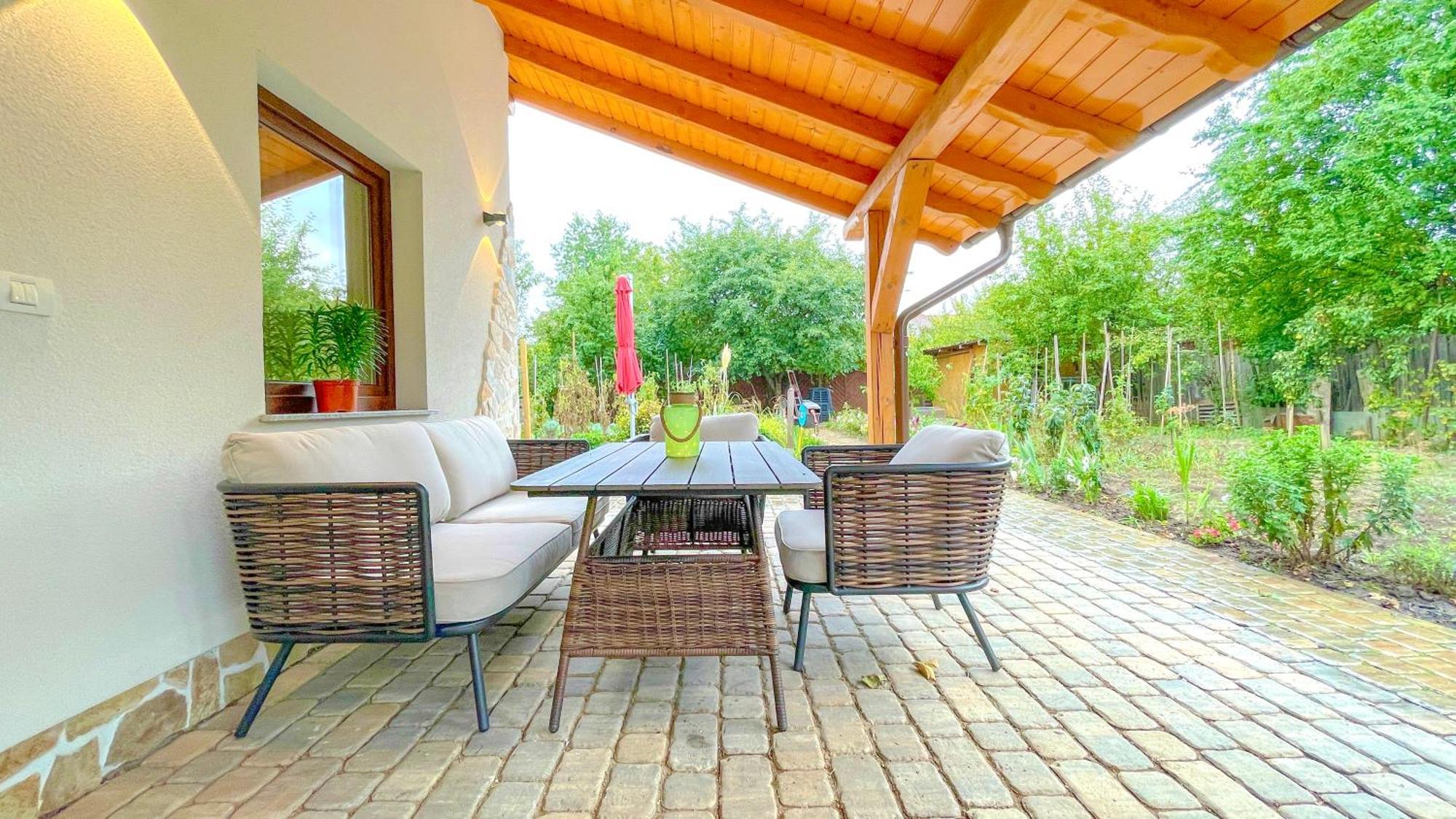 Vilux With Indoor Private Parking Apartment Brasov Luaran gambar