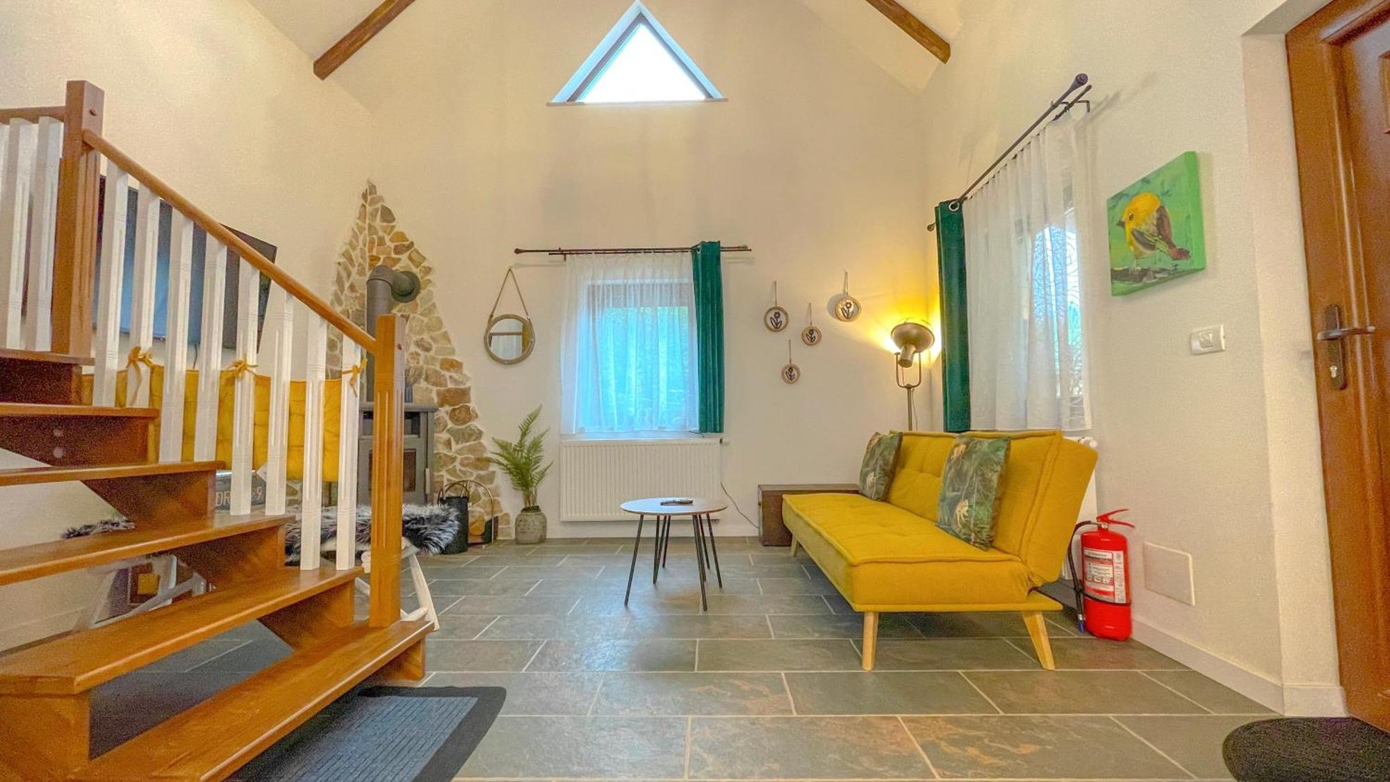 Vilux With Indoor Private Parking Apartment Brasov Luaran gambar