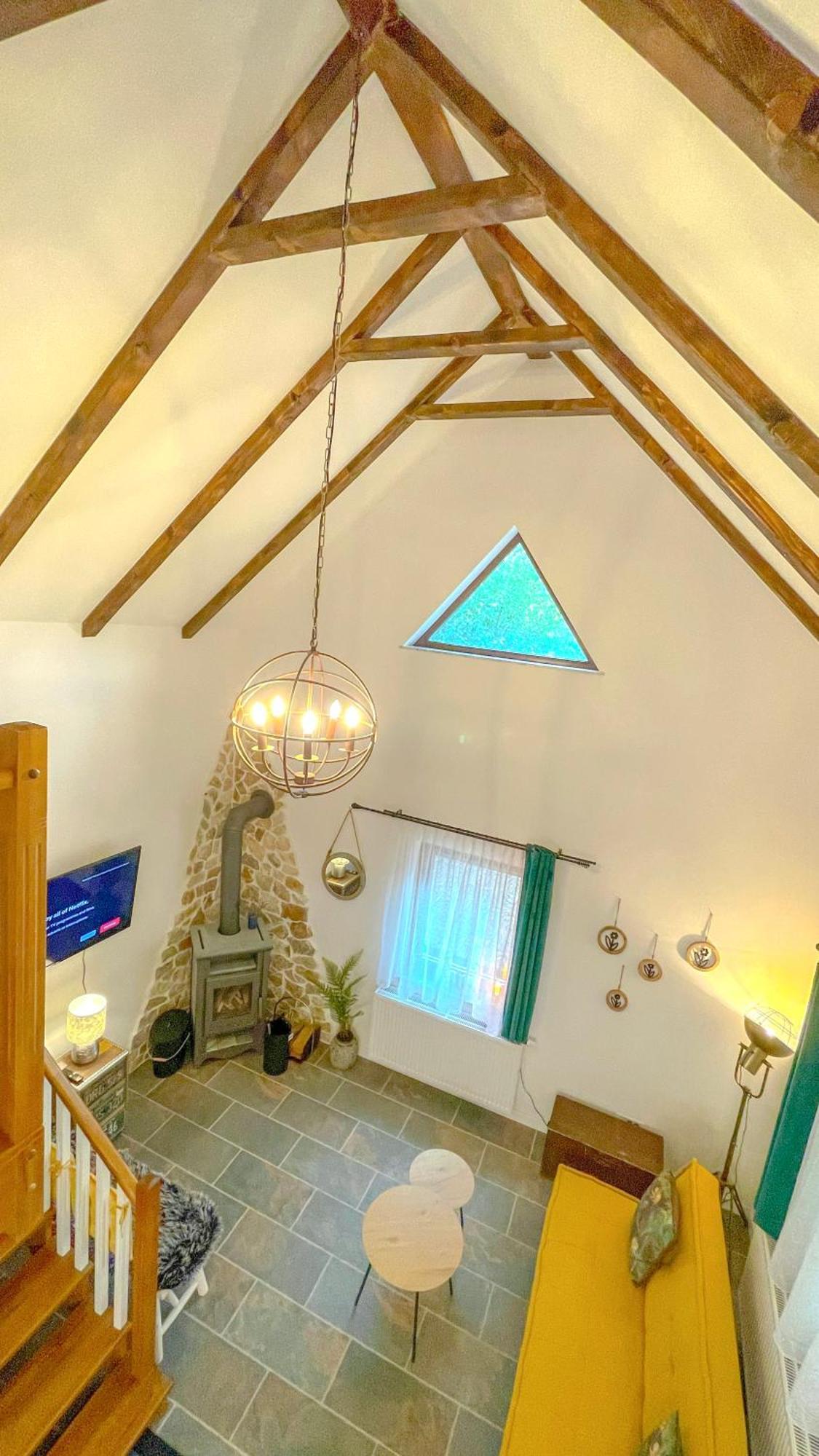 Vilux With Indoor Private Parking Apartment Brasov Luaran gambar